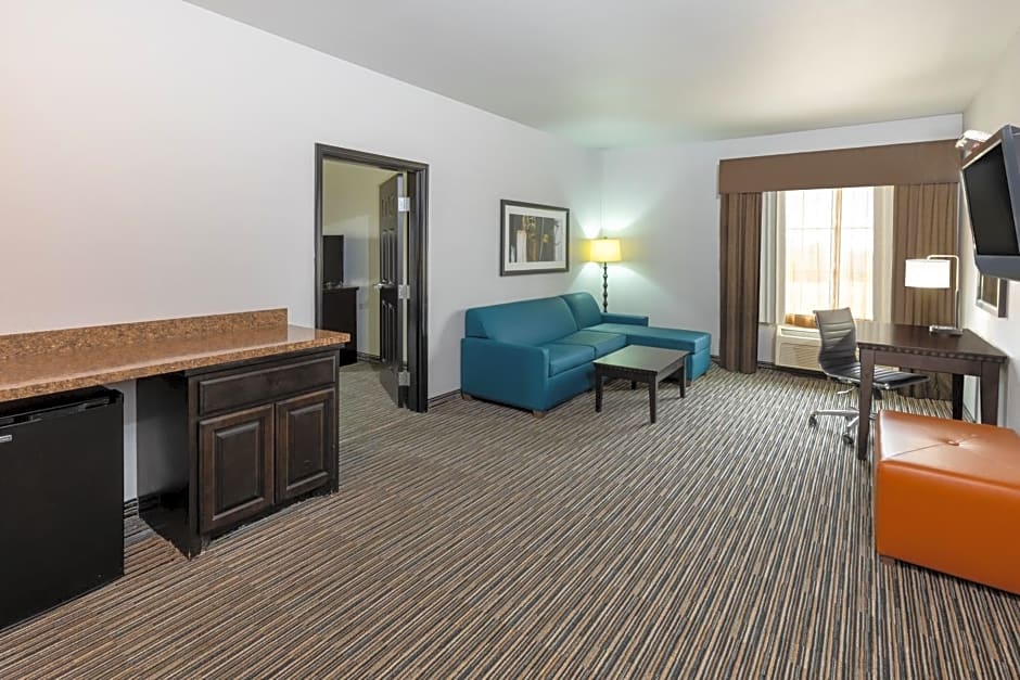 La Quinta Inn & Suites by Wyndham Mt. Pleasant