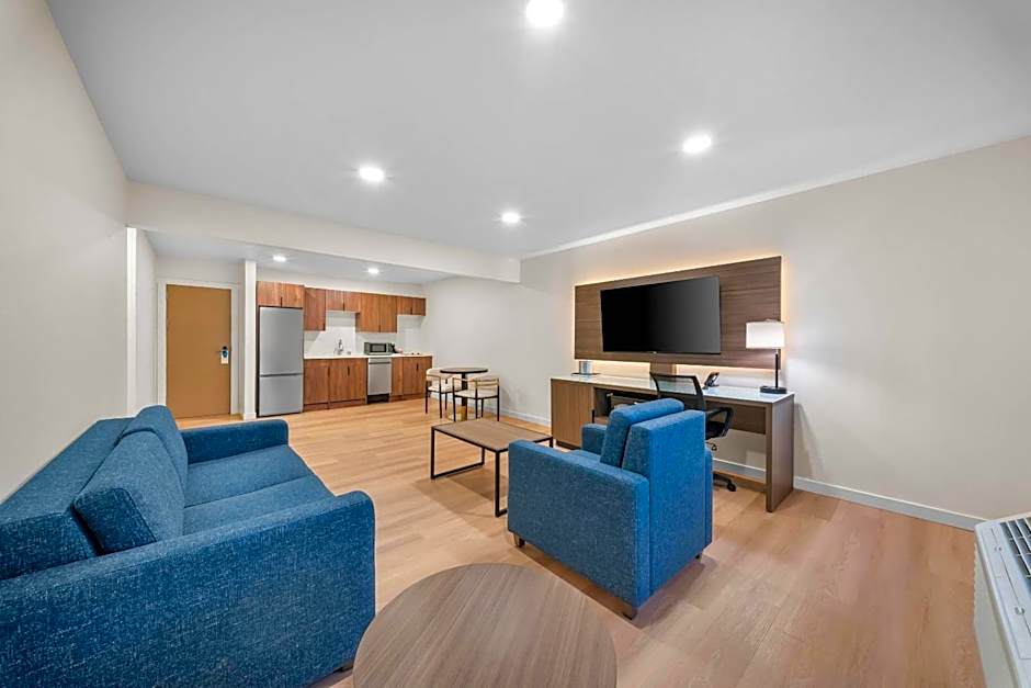 Clarion Pointe Kent - Seattle South