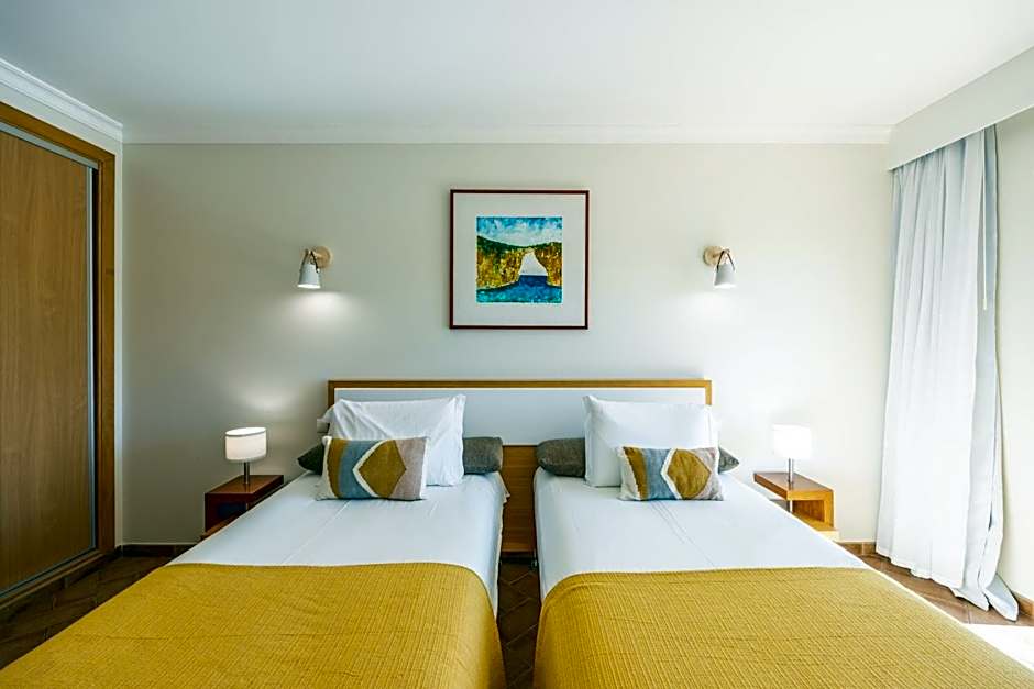 Pontalaia Apartamentos Turísticos