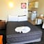 Gateway International Motel