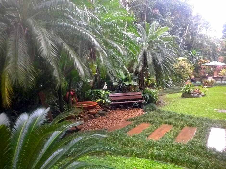 RIVIERA SERVICE- Suíte Casal -113