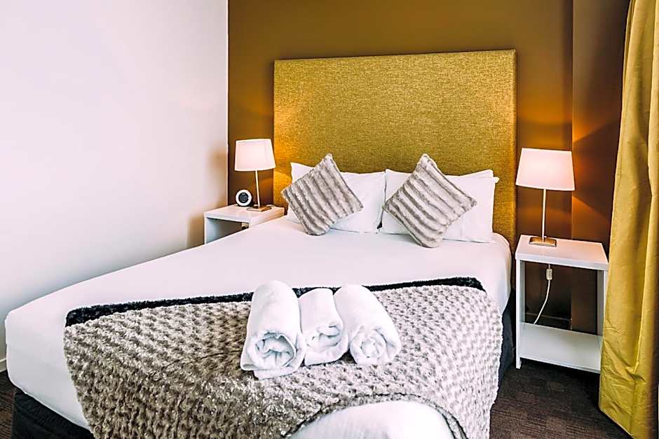 The Quadrant Hotel & Suites