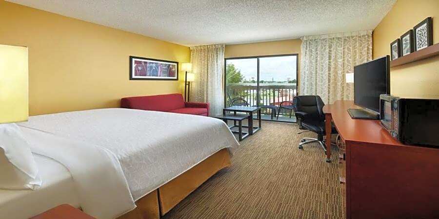 Holiday Inn Express Tifton By IHG