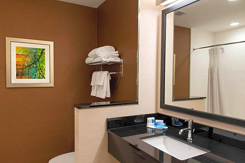 Fairfield Inn & Suites by Marriott Jackson Clinton