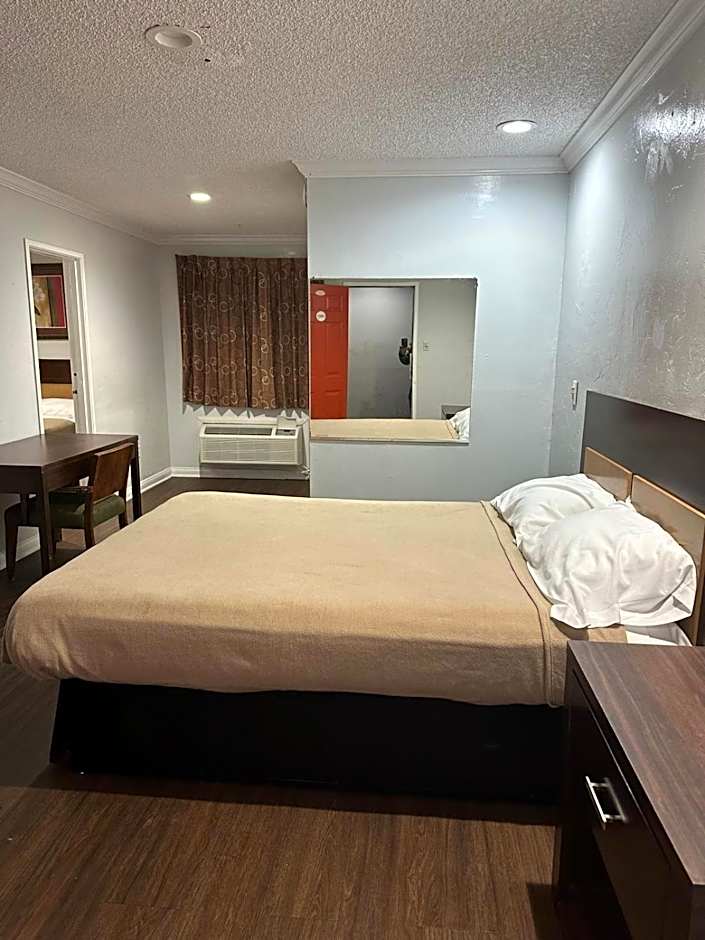 Heritage Inn