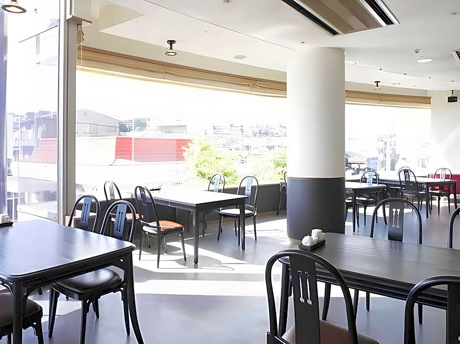 Tokai City Hotel