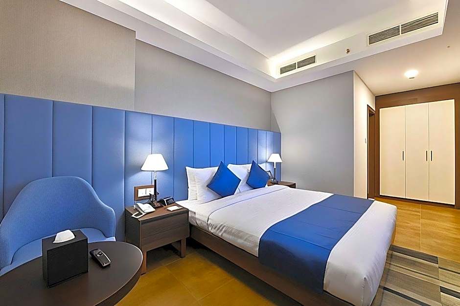 JUFFAIR BOULEVARD HOTEL & SUITES