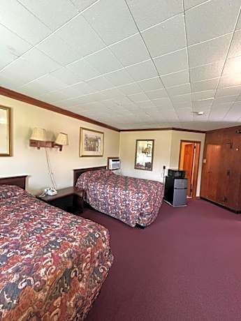 2 Full Beds Vintage Room