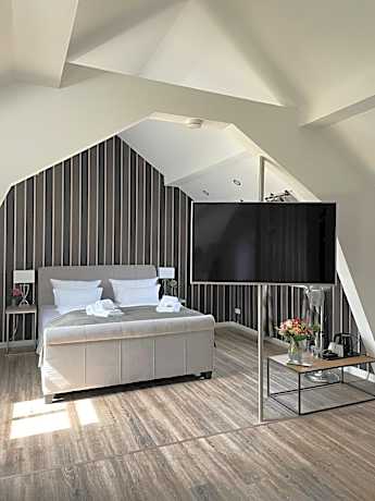 Classic Quadruple Room