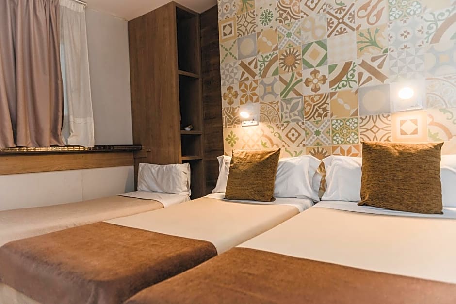 Hostal Marenostrum