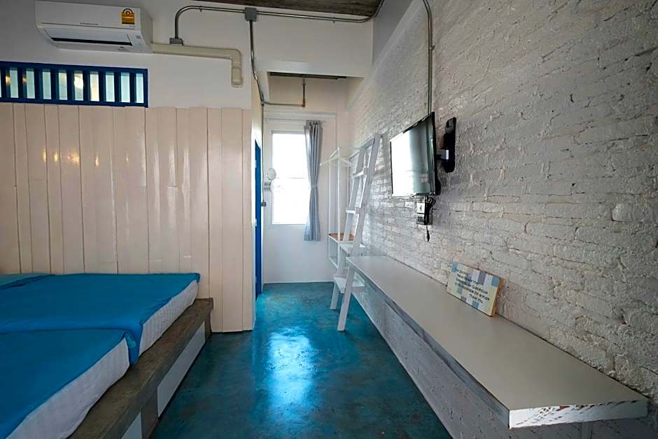 Chanchalay Hip Hostel SHA Extra Plus
