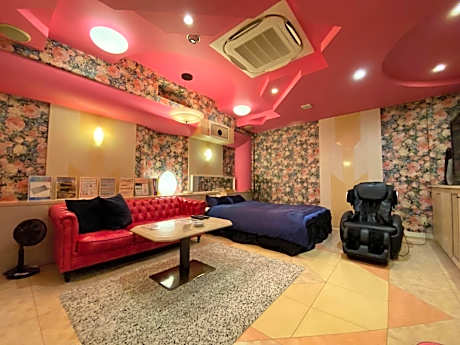 Hotel Charbon (Adult Only)
