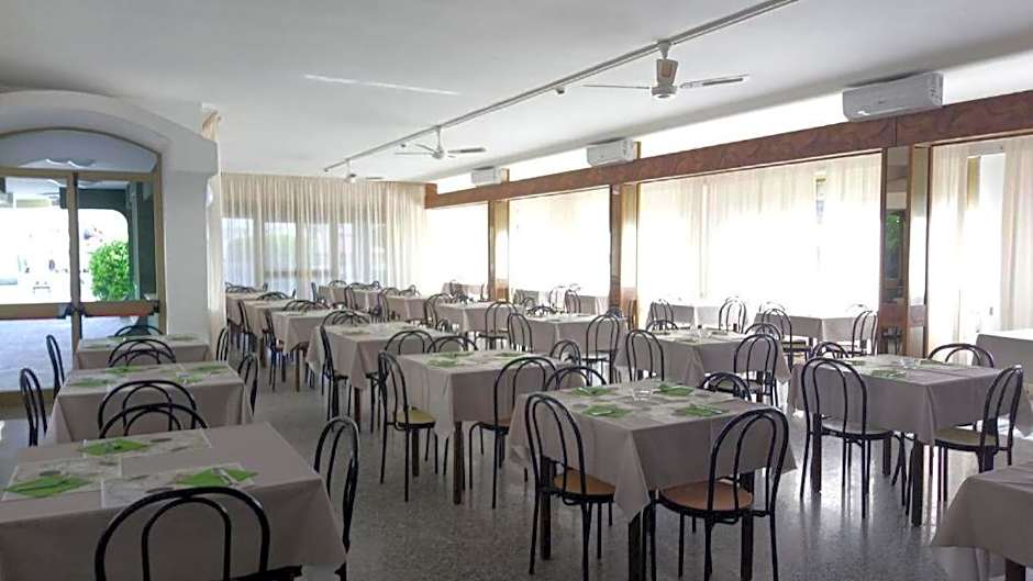 Hotel Meeting