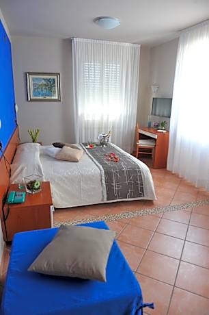 Comfort Double or Twin Room with Lake view