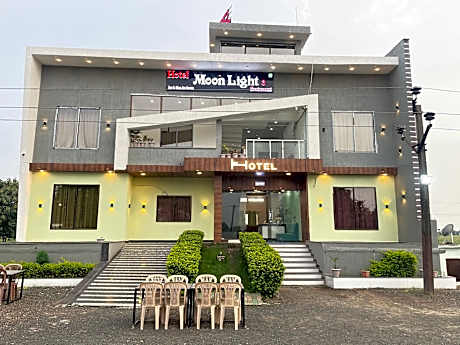 Hotel Moonlight & Restaurant