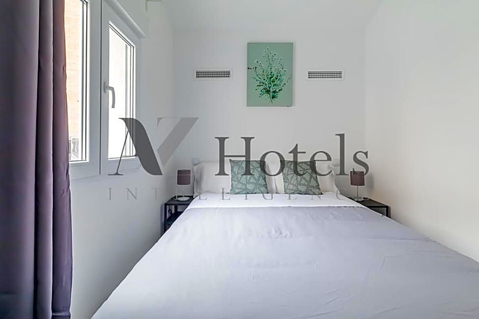 AYZ Luis Cabrera-Auto check-in property