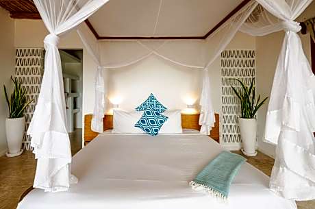 Suite with Partial Sea View