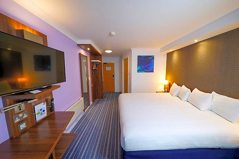 Holiday Inn Express Glenrothes By IHG