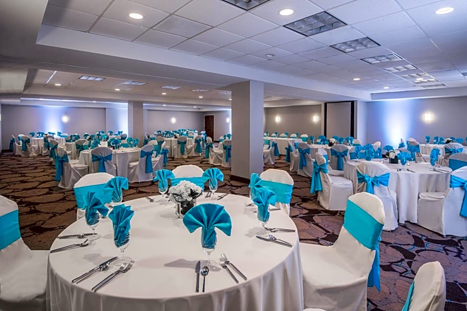 Crowne Plaza Memphis Downtown By IHG
