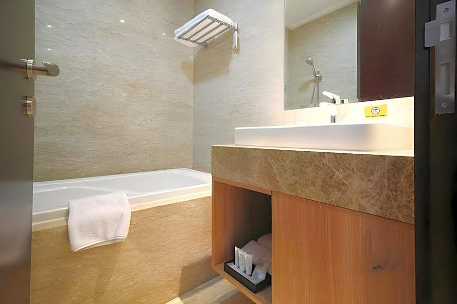 Bangkok City Suite