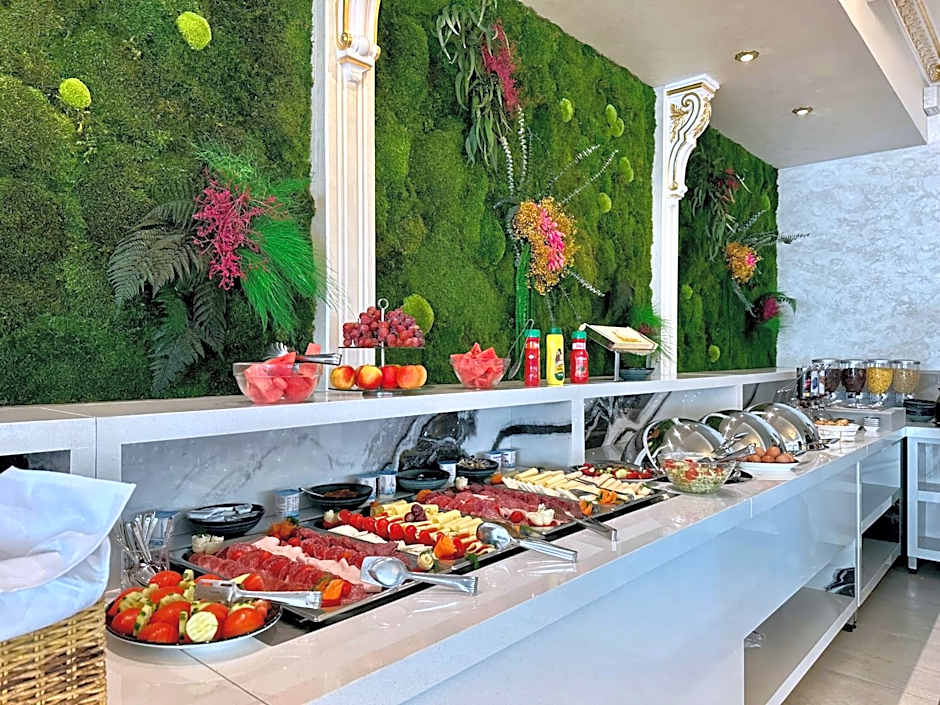 W Regal Boutique Hotel&Spa