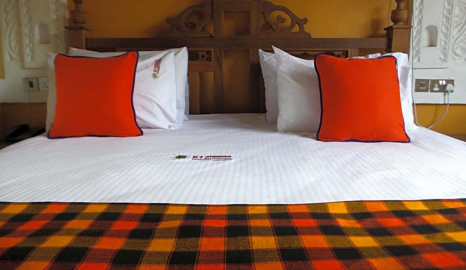 Parklands Shade Hotel