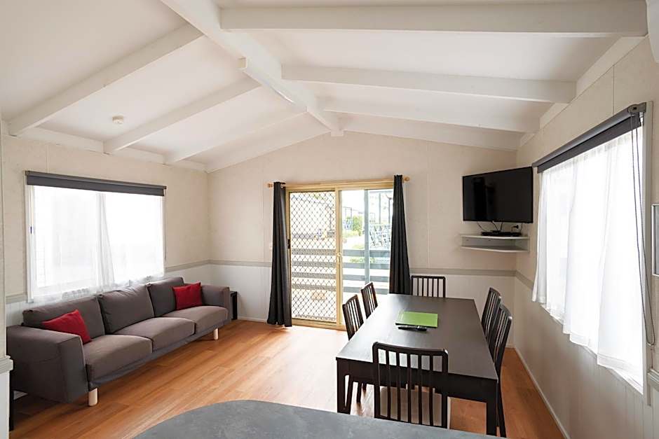 Crestview Tourist Park