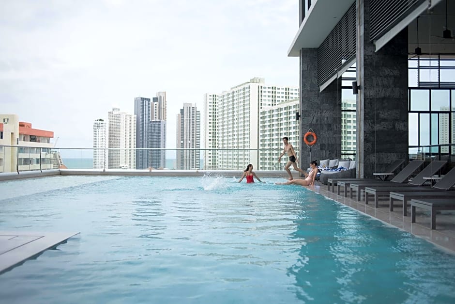 Brighton Grand Hotel Pattaya