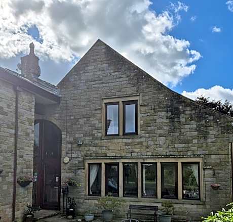 The Waltzing Weasel B&B