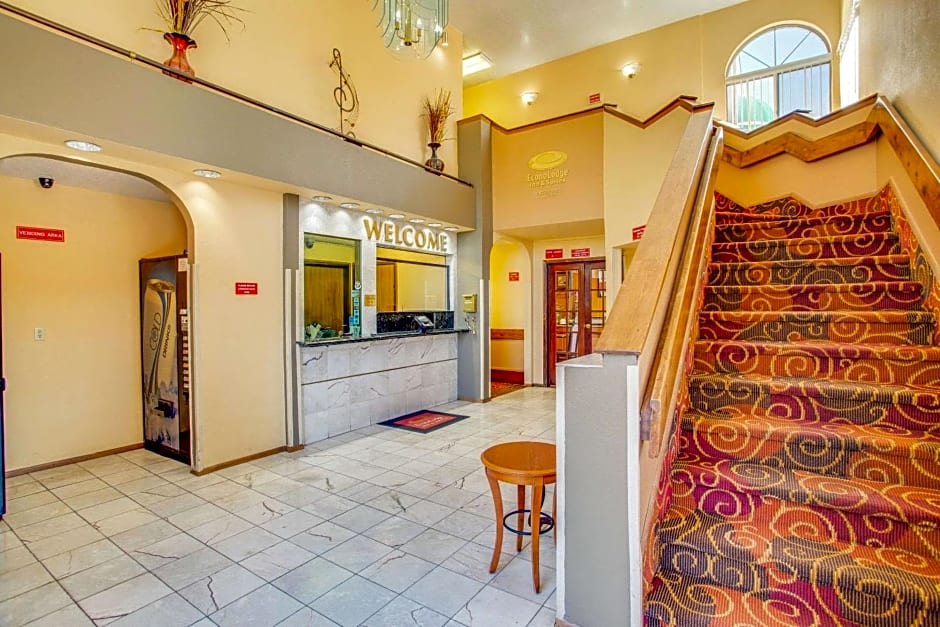 Econo Loge Inn & Suites Albuquerque East I-40 Eubank Exit
