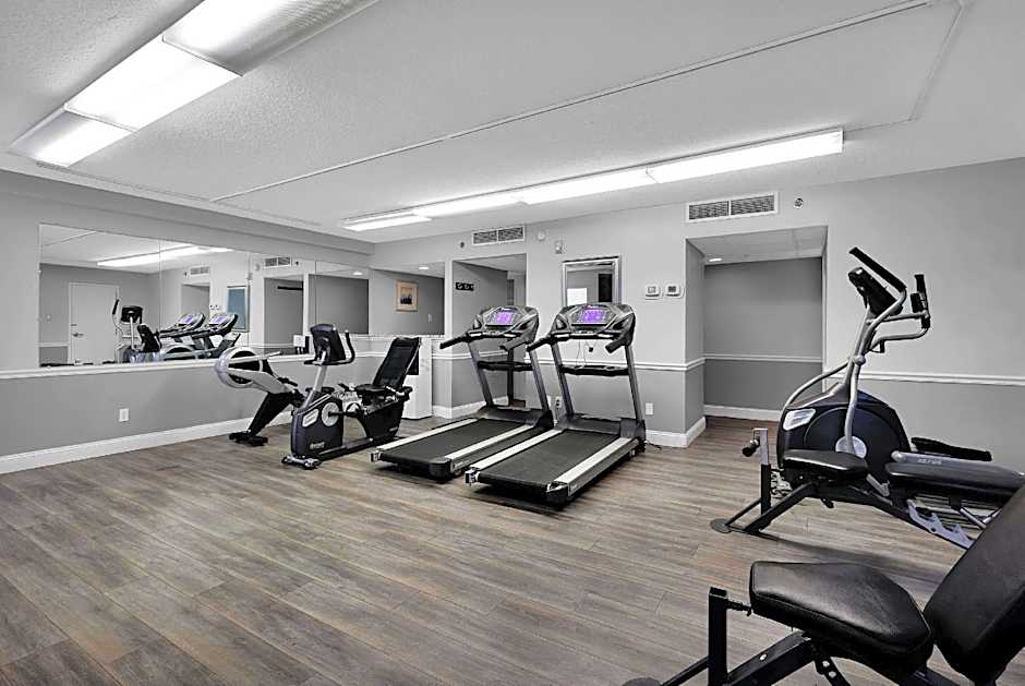 Ramada by Wyndham Jacksonville I-95 by Butler Blvd