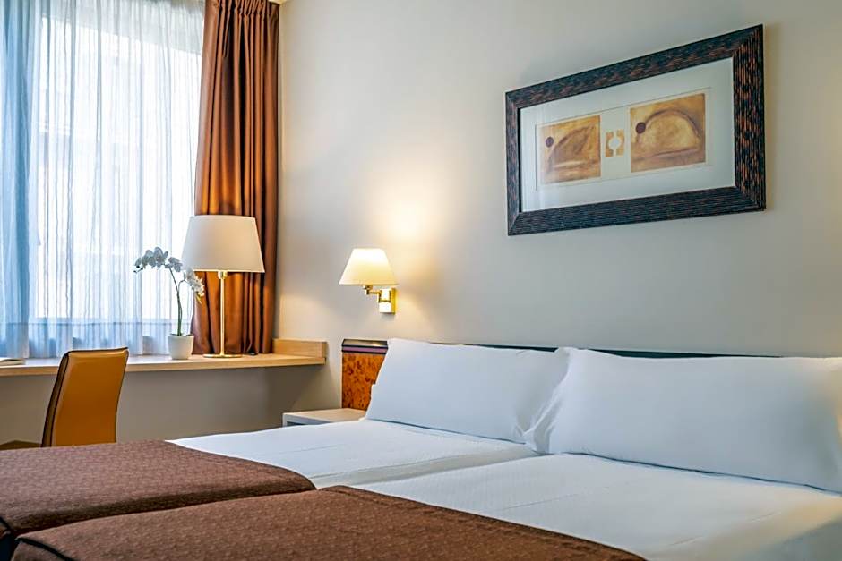 Hotel Glories