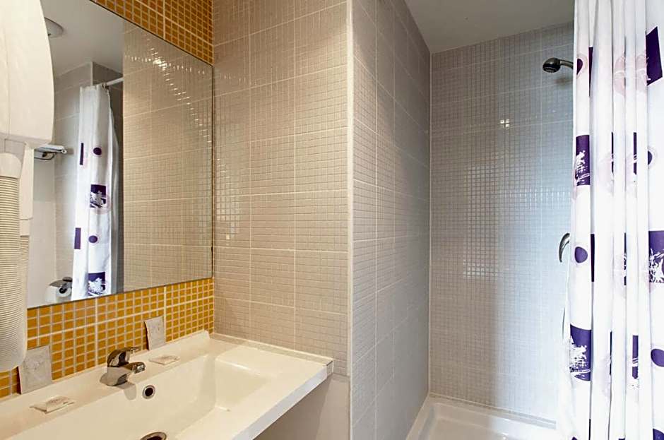 Orly Superior Hotel
