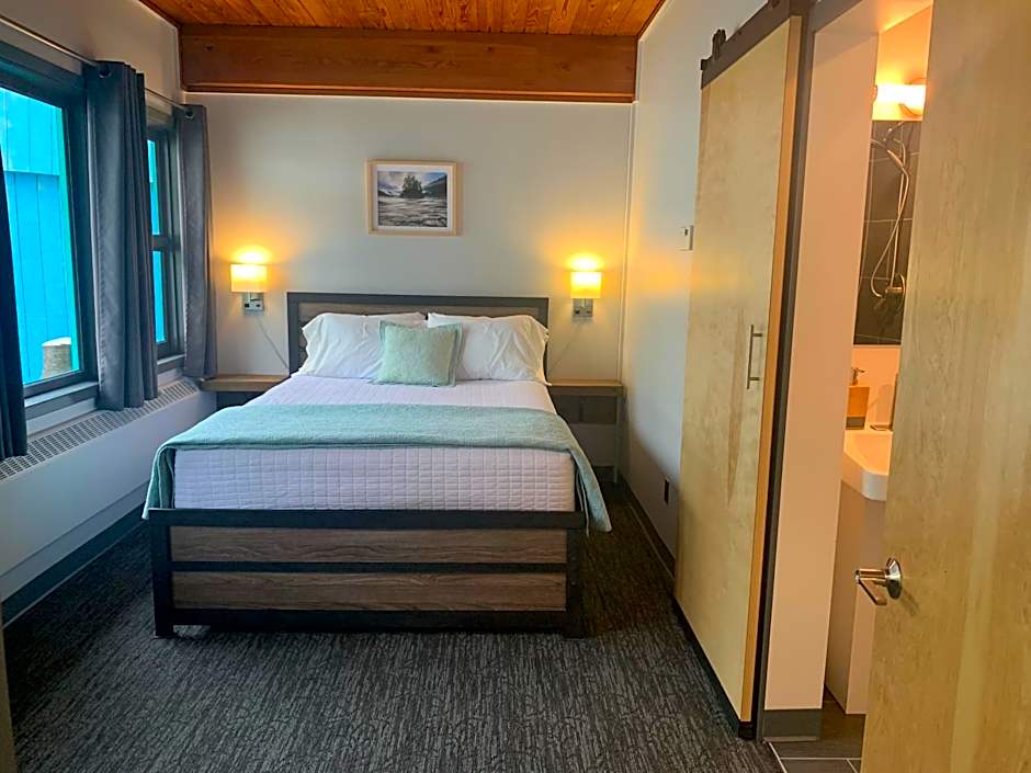 Seward Adventure Lodge