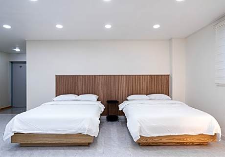 Pohang Going Stay Pool Villa