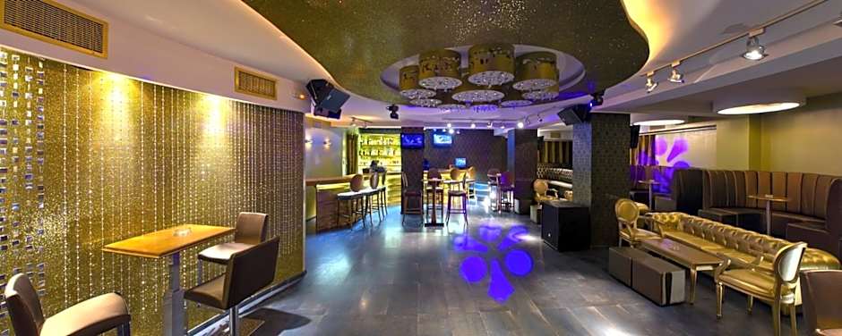 Elinotel Apolamare Hotel