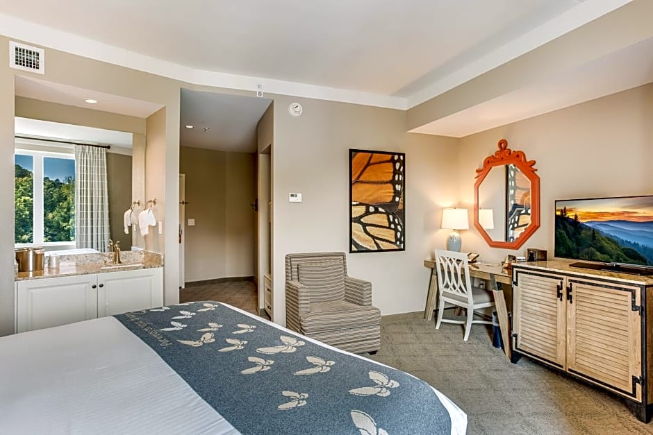 Dollywood's DreamMore Resort and Spa