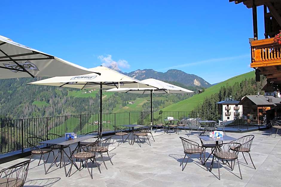 Hotel Alpenrose Dolomites