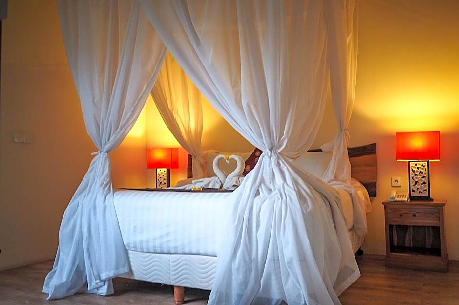 Avery Le Nixsun Villas by Waringin Hospitality