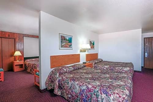 Travelodge by Wyndham Deer Lodge Montana