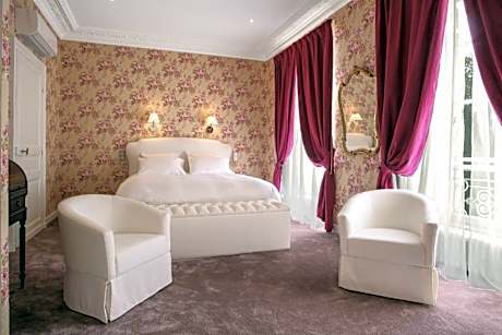 Deluxe Double Room with Bath