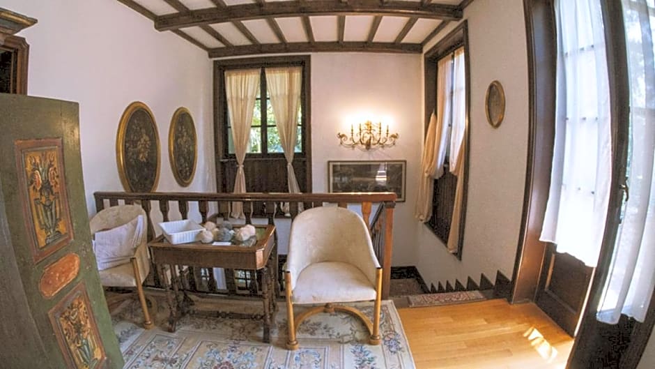 Villa Sofia luxury home between Como and MIlano