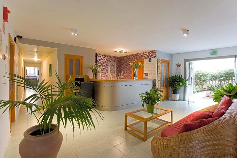 Flacalco Hotel & Apartments