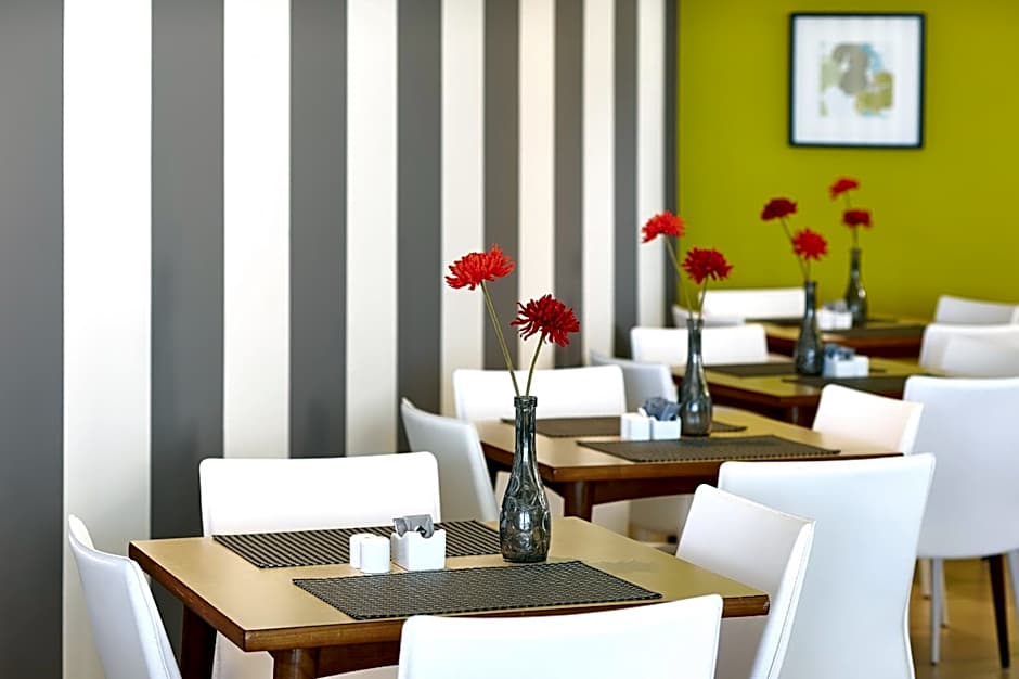 Luna Esperanca Centro Hotel