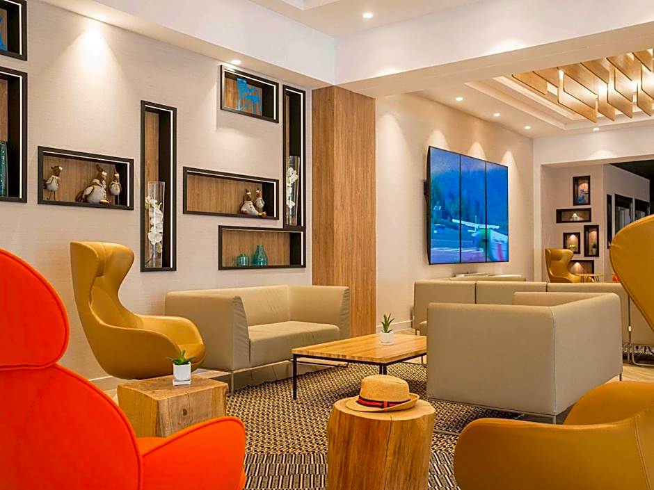 Novotel Nice Arenas Airport Hotel