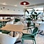 Hotel Brossard, an Ascend Collection Hotel