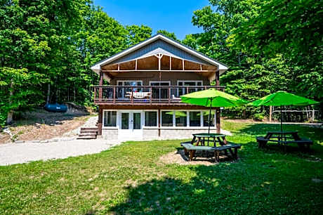 7-bed W Starlink , V-ball Near Beach!