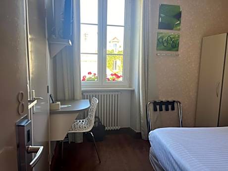 Double or Twin Room with City View