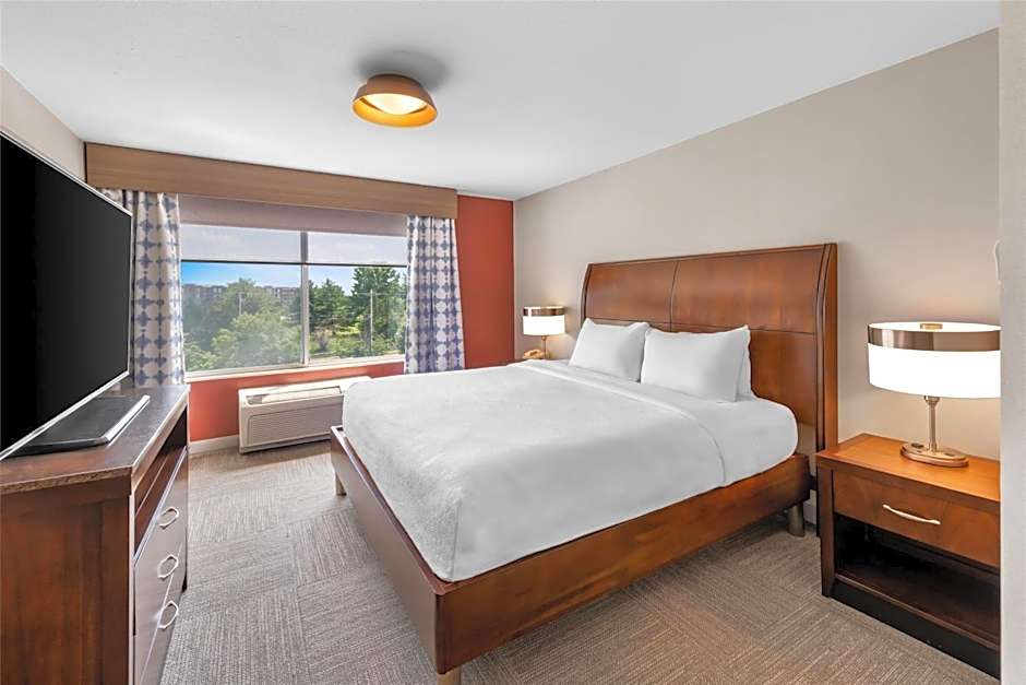 Hilton Garden Inn Overland Park