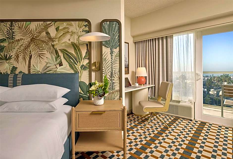 Hyatt Centric Delfina Santa Monica